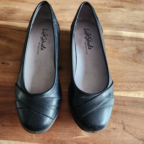 2/30$ Life stride velocity 2.0 black Loyal flat size 8.5W - Picture 9 of 10